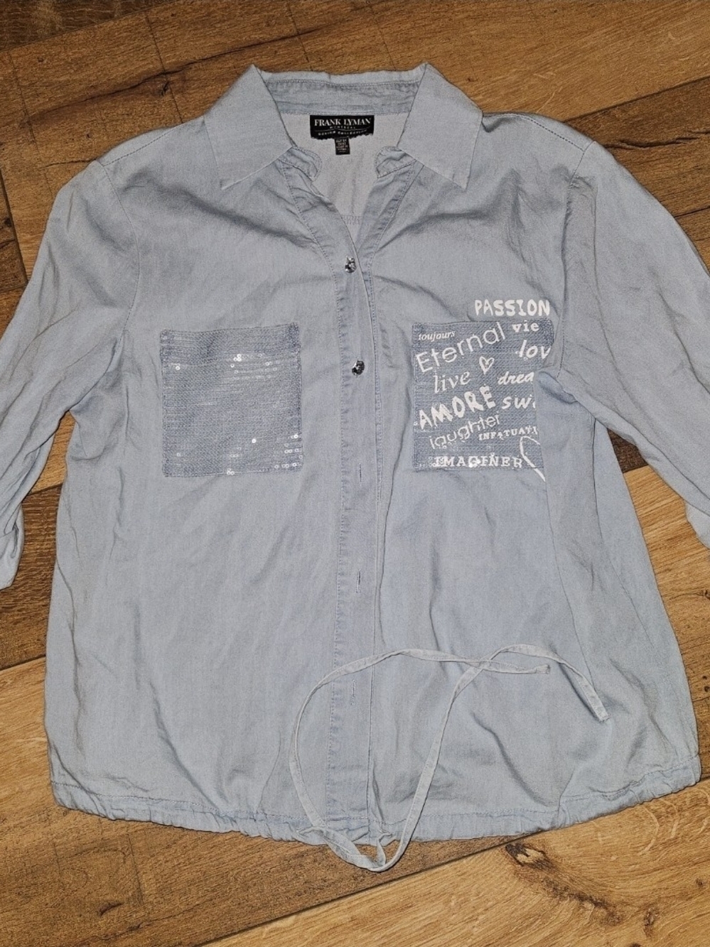 Frank Lyman Design Light Blue Shirt with Sequin Pocket Womens Medium